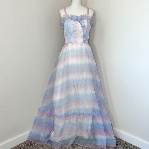 Vintage Dresses & Skirts - 70s Vintage Prom Dress